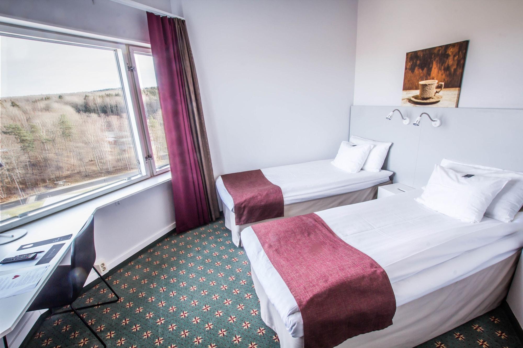 First Hotel Joenkoeping Bagian luar foto