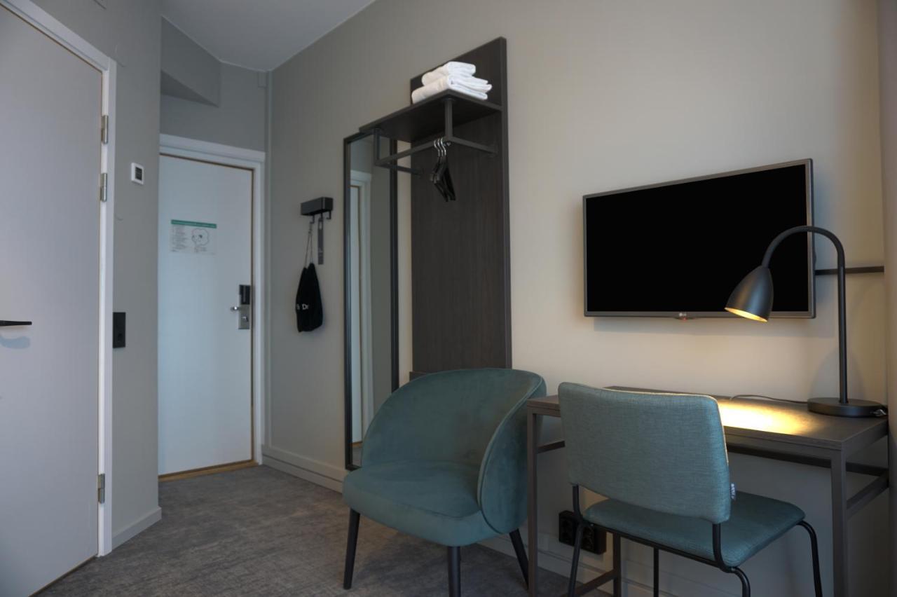 First Hotel Joenkoeping Bagian luar foto