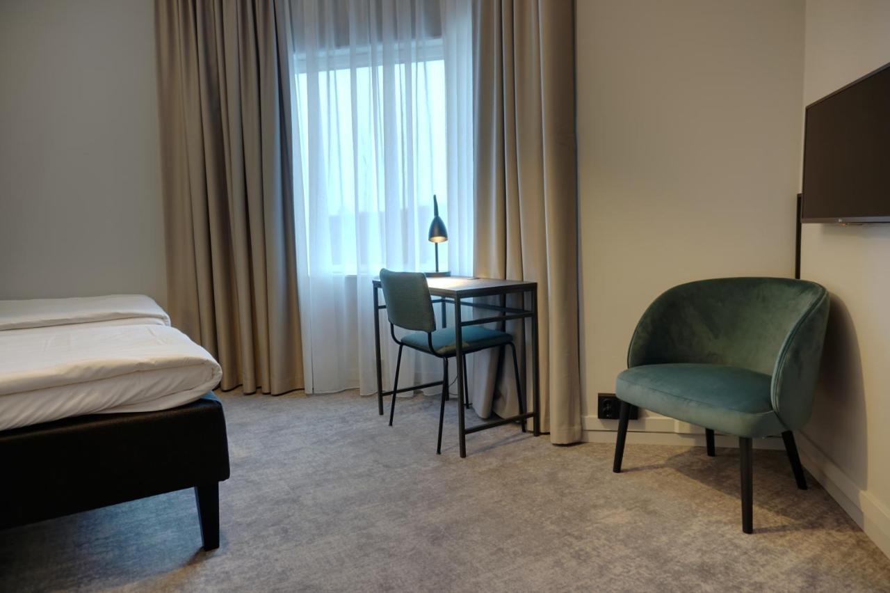 First Hotel Joenkoeping Bagian luar foto